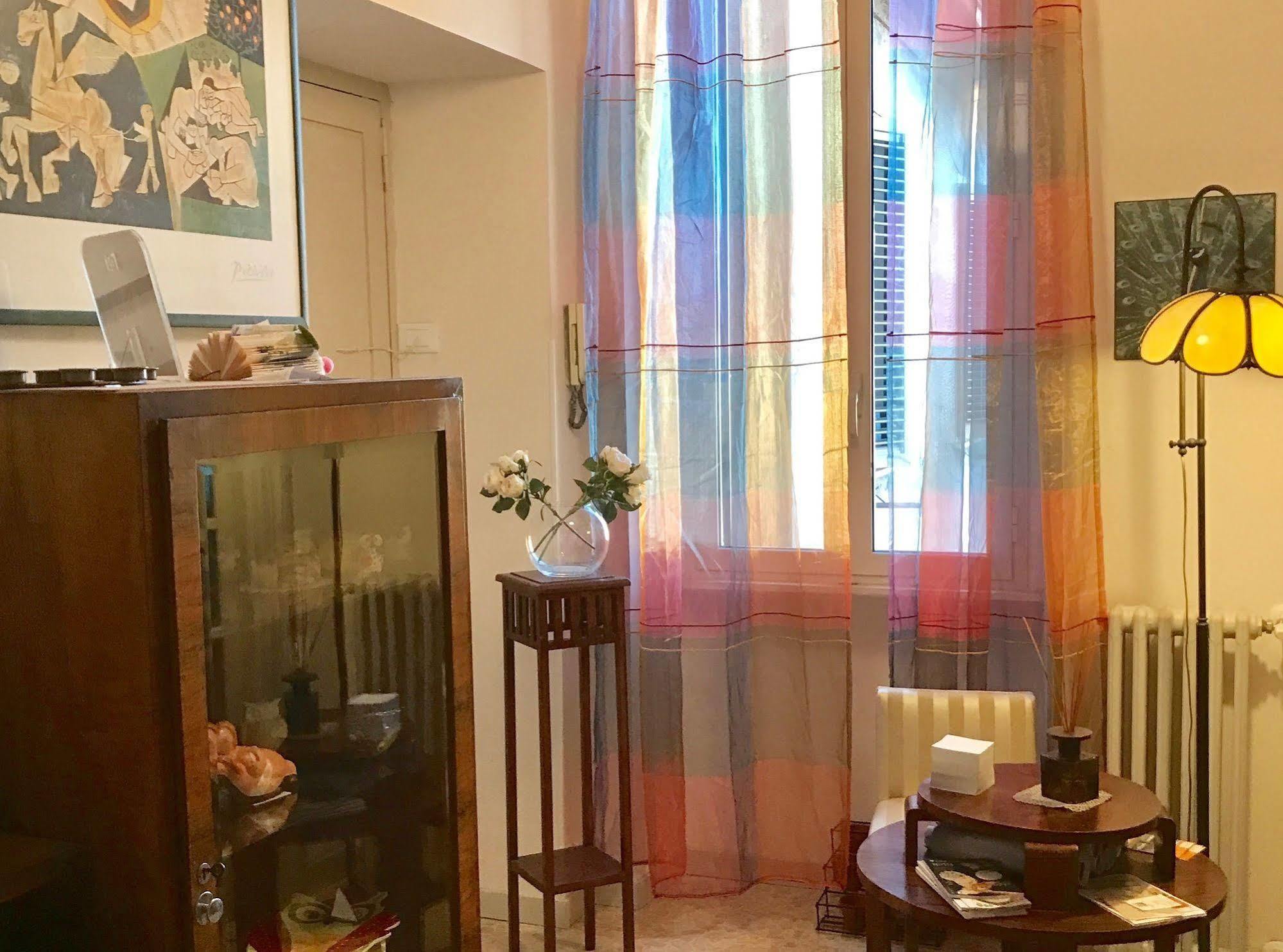 Bed & Breakfast Pousada Romana Rom